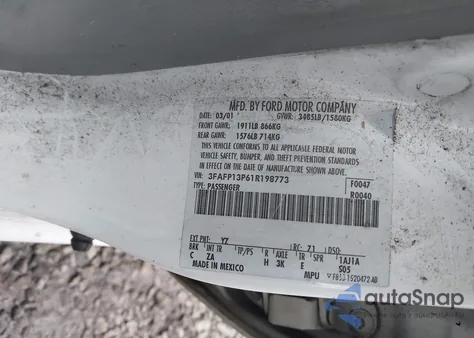 2001 Ford Escort from USA, damaged, VIN 3FAFP13P61R198773